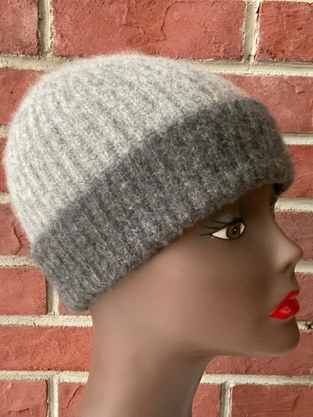 Bloomingdale’s Men’s Ribbed Grey Cashmere Cuff Hat O/S NEW